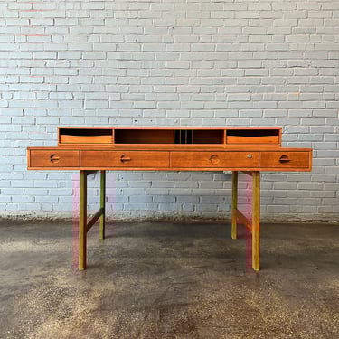 Peter Løvig Flip Top Desk