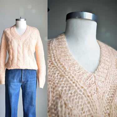 Vintage Mohair Sweater / Peach Mohair Sweater / Pink 1950s Mohair Sweater / Mohair Pullover Small Medium 