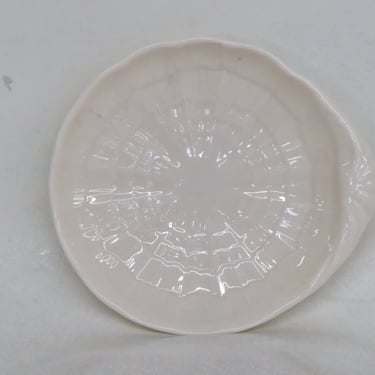 Belleek Ireland Porcelain White Tridacna Pattern Butter Server Dish 3534B