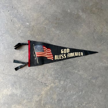 Vintage 1930s ‘God Bless America’ Pennant 