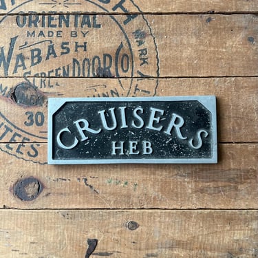 Vintage Cruisers Heb Cast Car Club Plaque 