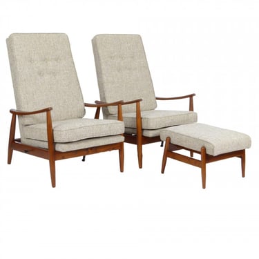 Pair of Milo Baughman for Thayer Coggin Lounge Chairs with Ottoman, 1960s