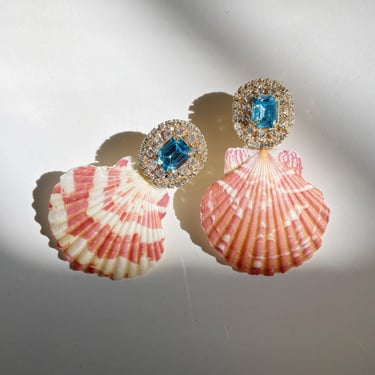 Regal rhinestone shell earrings 