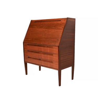 Kai Kristiansen Walnut Desk made by HJN Mobler Danish Modern 