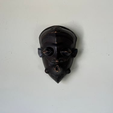 Vintage African Bena Lulua Mask 