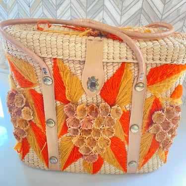 Vintage Woven Bag, Orange and Yellow Embroidery, Straw Flowers, Clasp, Made in Mexico, Vintage Tourist Purse, Tote 