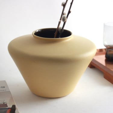 Modern yellow VASE. Germany, 80s. 