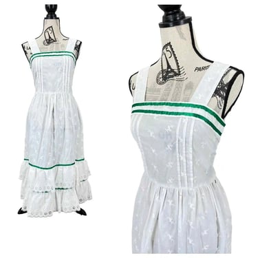 Vintage 70's Boho White and Green Eyelet Ruffle Tea Length Dress Size Large