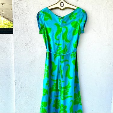 Vintage 60s 70s Psychedelic Hawaiian Dress 1960s 1970s Bright Floral Blue Green Hawaii Muumuu 