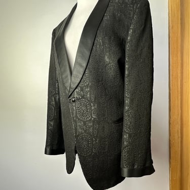 Rare 1960’s brocade tuxedo jacket~ black stylish one button formal with flare ~ Clothes horse~ size 40 