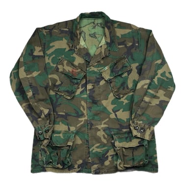 Vintage 60s/70s Vietnam Era Wind Resistant Poplin Camouflage Made in USA Class 2 Slant Pocket Shirt/Jacket Size Large/XL 