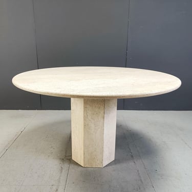 Round italian travertine dining table 1970s - italian stone dining table - round dining table - marble table - vintage dining table 