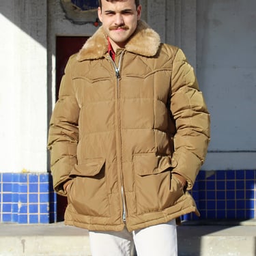 Puffer Coat, Vintage Pioneer Wear, Large Men, Warm Down Coat With Pockets, faux fur collar 