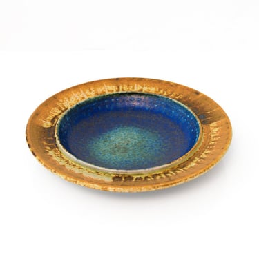 Friedl Holzer-Kjellberg hand throw ceramic bowl for Arabia Studio, Finland