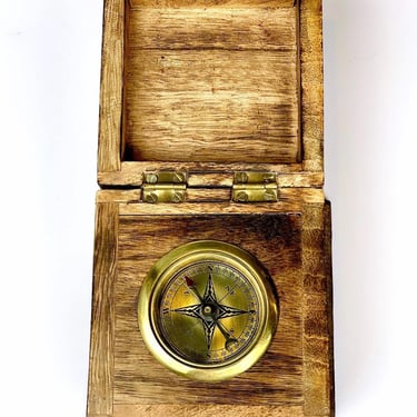 Vintage Maritime Compass in Wooden Box with Brass Details & Woven Carved Wood, Hinged Lid 4.5”x 4.5”x 3.5” India 