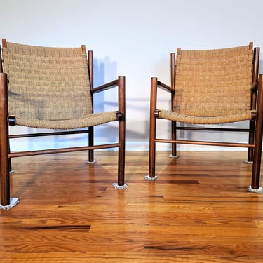 Mid Century Pair of Wood and Rope Lounge Chairs Made in Italy 