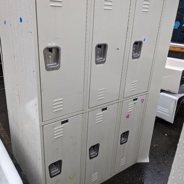 6 Compartment Locker 45 x 72 x 18