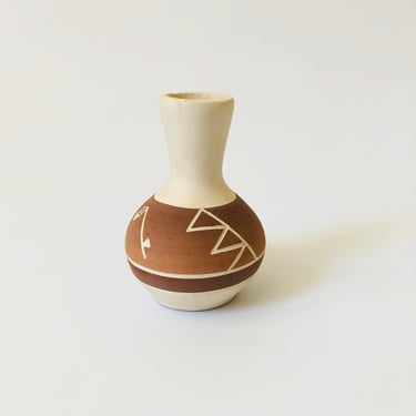 Sioux Pottery Bud Vase 
