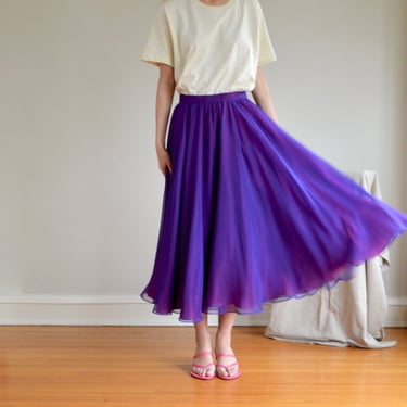 purple chiffon full mid length skirt with fuschia lining / 27w 