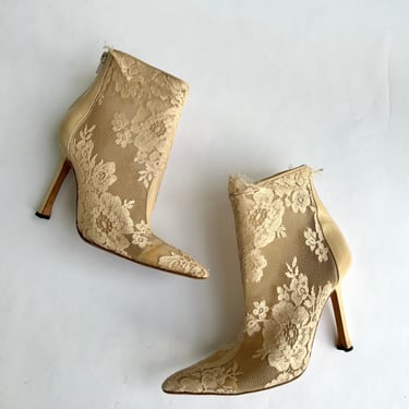 Manolo Blahnik Lace Heeled Ankle Boots - 38.5