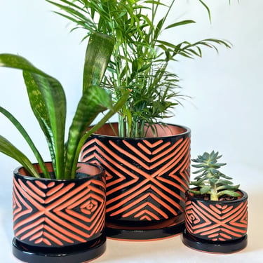 Zulu Terra Cotta Planters - Onyx