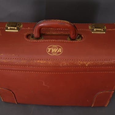 Vintage TWA Pilot Leather Flight Case Attache Bag 