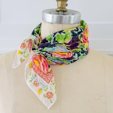 Silk Scarf Vintage Floral Headscarf Rose Print Neckerchief Pink Hair Tie Handbag Charm Scarf for Neck Fashion Scarf for Her Birthday Gift 