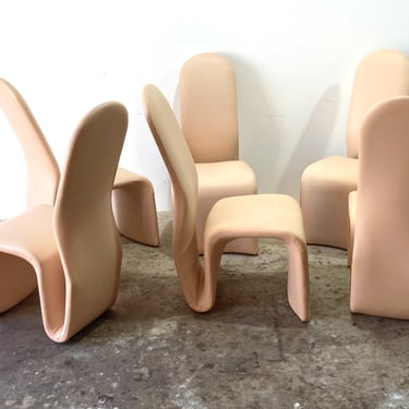 Vintage 80s Post Modern Set of Four Biomorphic Chairs Attributed to Olivier Mourgue for Djinn 