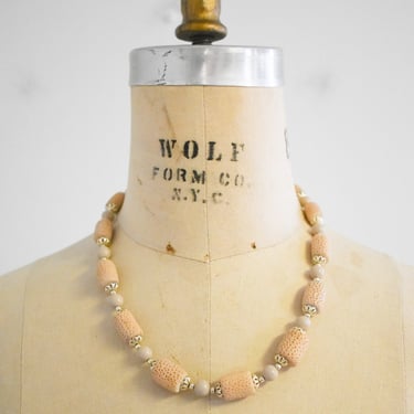 1970s Beige Textured Bead Necklace 