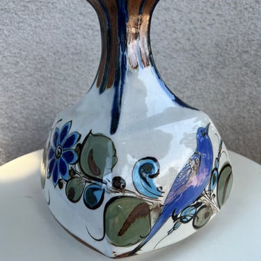 Vintage Mexican pottery Ken Edwards large square weed style vase bird blue green tones size 10”x8”. Very good condition. Weight is 3.5 pound 