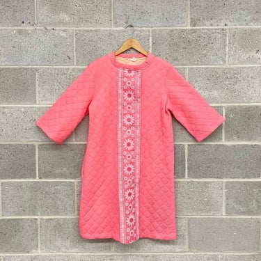 Vintage House Coat Retro 1960s Quilted + Neon Pink + Daisy Trim + Size 14 + House Dress + Robe + Nightgown + Womens Apparel 