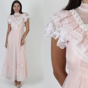 70s Light Pink Swiss Dot Bridal Dress / Old Fashion Ruffle Country Style / Plain Victorian Antique Wedding Gown 