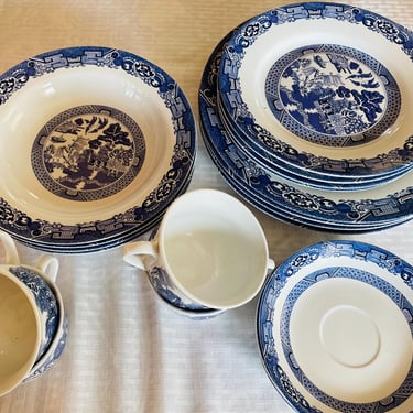 Vintage Royal Cuthbertson Blue Willow Set of (20) Pieces Dinner Plates Bowl Plate Tea Cups Chip Free- Unused Condition 