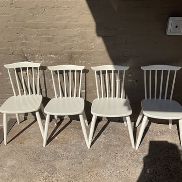 Set of 4 MCM Dining Chairs