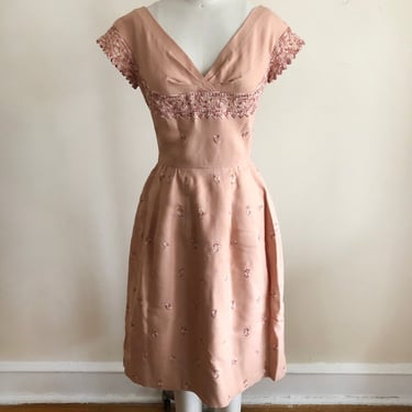 Embroidered Pink/Pale Coral Dress - 1950s 