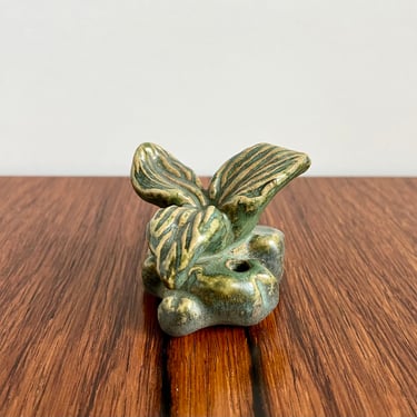 Fulper Pottery Plantain Leaf Flower Frog #463 in Matte Green Glaze - Arts and Crafts Era 
