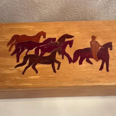 Vintage Inlaid Horses Storage Box | Jewelry Box with Inlay Horses and Man | Rustic Tinket box with lid | lidded rectangular Storagr Box | 