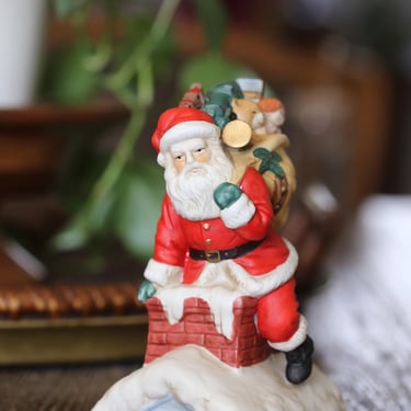 Vintage Silvestri Rooftop Santa Claus is Coming to Town Music Box 