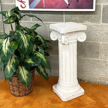 LOCAL PICKUP ONLY ———— Vintage Column Pedestal 
