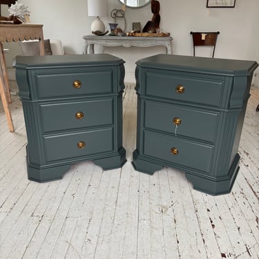 Pair of Fabulous Forest Green Nightstands