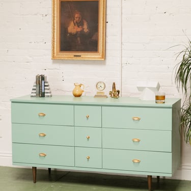 Aqua 9 Drawers Dresser