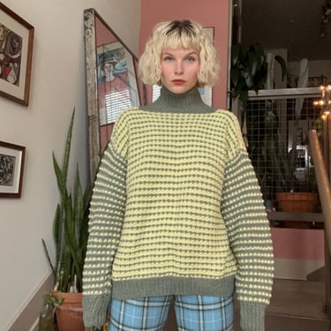 VTG Hand Knit Sweater 