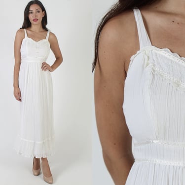 Simple White Cottagecore Wedding Dress, Vintage Spaghetti Strap Bridal Gown, Crinkle Cotton Bohemian Style Sundress 