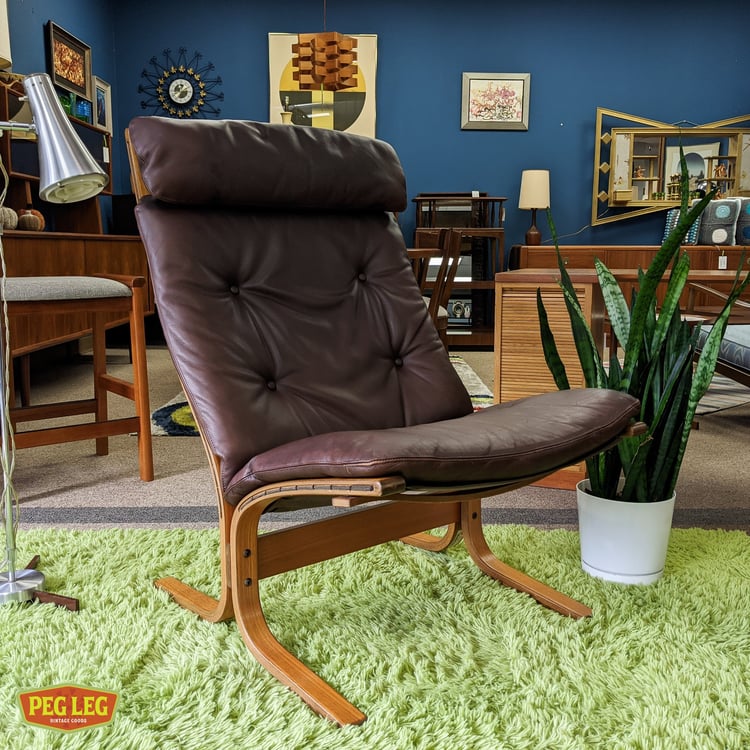 Danish Modern teak and leather Siesta chair by Ingmar Relling for Westnofa