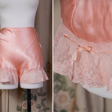 1930s Tap Pants  -  Vintage 30s Luxury Satin Tap Panties Set in Peach Pink with Lace Ruffles 