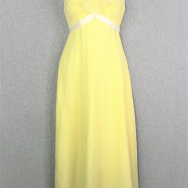 1960-70s - Yellow - Halter - Party Dress - Wedding Guest - Dotted Swiss - Estimated size XS 