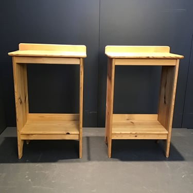 Pair of Wooden Bedside Tables (Seattle)