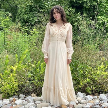 Vintage 1970s Cream Prairie Dress / Vintage Cream Lace Wedding Dress / Vintage Boho Gown / Cream Boho Hippie Gown Small 