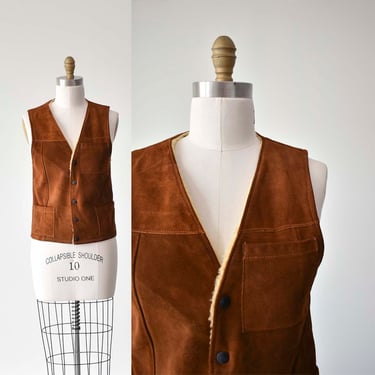 Vintage 1970s Suede Vest / Sherpa Lined Suede Vest / Brown Suede Snap Up Vest / Trading Post Vintage Vest / Vintage Americana Vest 