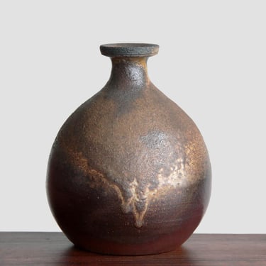 Big Size Sake Bottle | Small Vase | Unglazed Bizen Pottery 